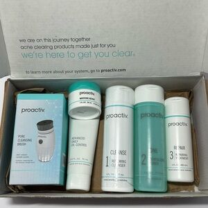 Proactiv Skincare Set